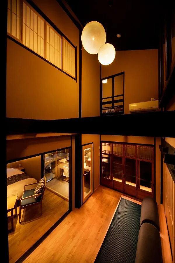 Kanade Matsubara-Gokomachi Kyoto Japan